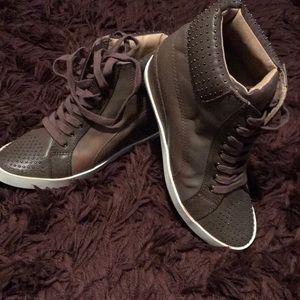 Splendid wedge sneakers women’s sz 8.5...... new